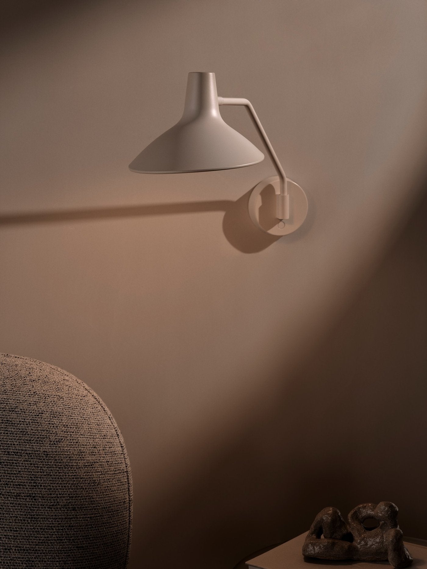 Darci Wall Light Sand - lifestyle 2